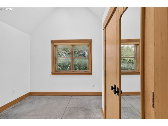 2525 Ne TILLAMOOK St, Portland, OR 97212