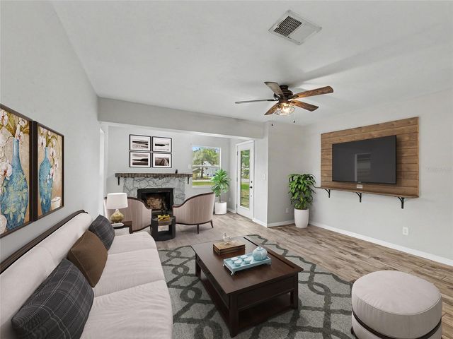 2409 11TH AVENUE SE, Ruskin, FL 33570