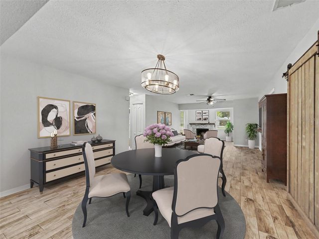 2409 11TH AVENUE SE, Ruskin, FL 33570