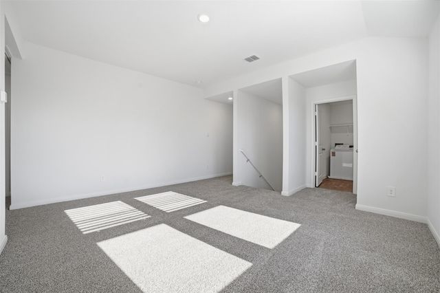 246 Sheanandoah DR, Kyle, TX 78640