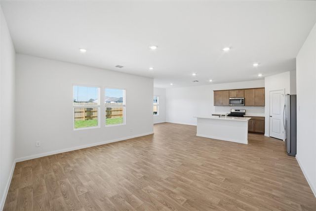 246 Sheanandoah DR, Kyle, TX 78640