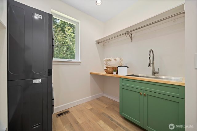 2788 Douglas Road, Ferndale, WA 98248