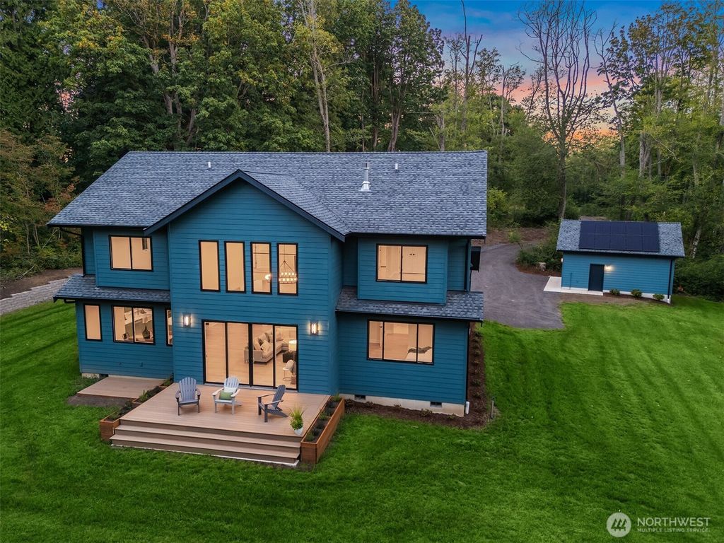 2788 Douglas Road, Ferndale, WA 98248