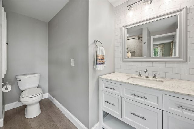 32 Summit Oaks, Pittsford, NY 14534