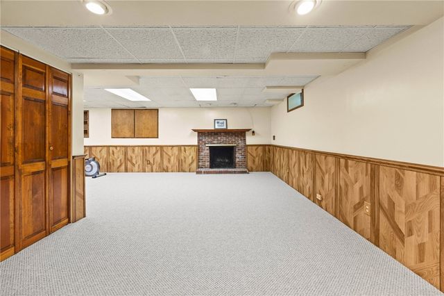 32 Summit Oaks, Pittsford, NY 14534