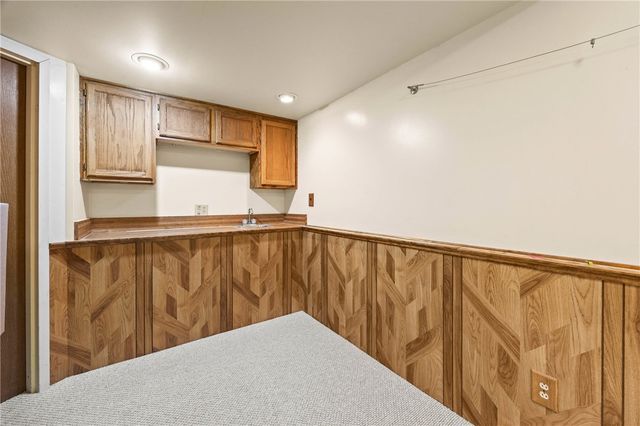 32 Summit Oaks, Pittsford, NY 14534
