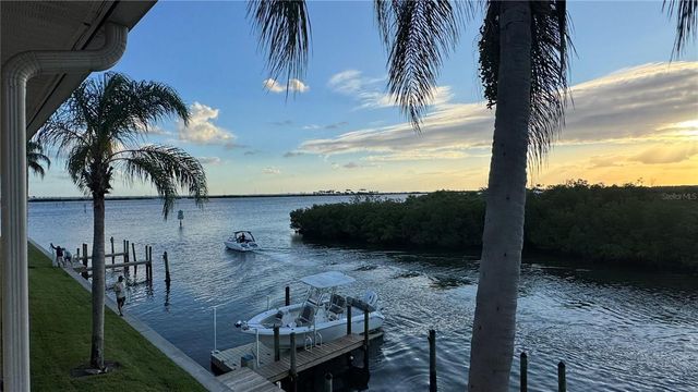 8827 BAY POINTE DRIVE 203, Tampa, FL 33615