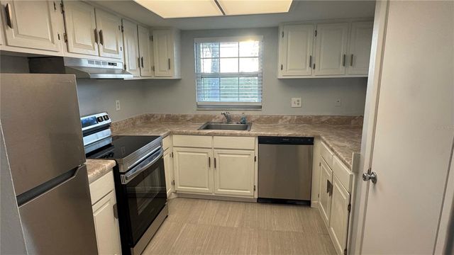 8827 BAY POINTE DRIVE 203, Tampa, FL 33615