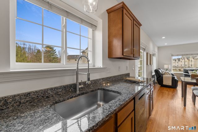 316 Pepin Place 316, South Windsor, CT 06074