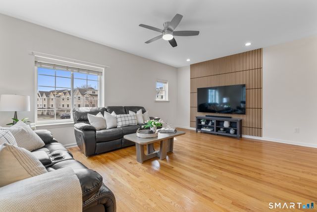 316 Pepin Place 316, South Windsor, CT 06074