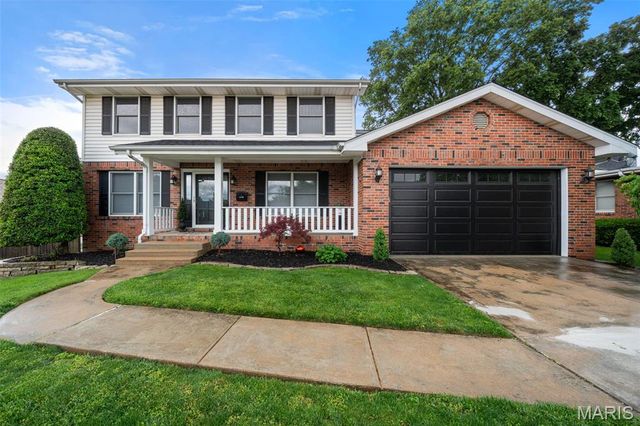 4410 Fatima Drive, Unincorporated, MO 63123