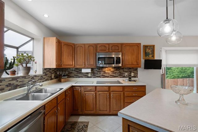 4410 Fatima Drive, Unincorporated, MO 63123
