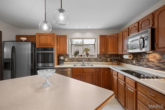 4410 Fatima Drive, Unincorporated, MO 63123