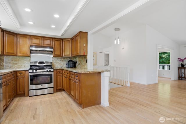 10606 NE 19th Place, Bellevue, WA 98004