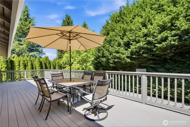 10606 NE 19th Place, Bellevue, WA 98004