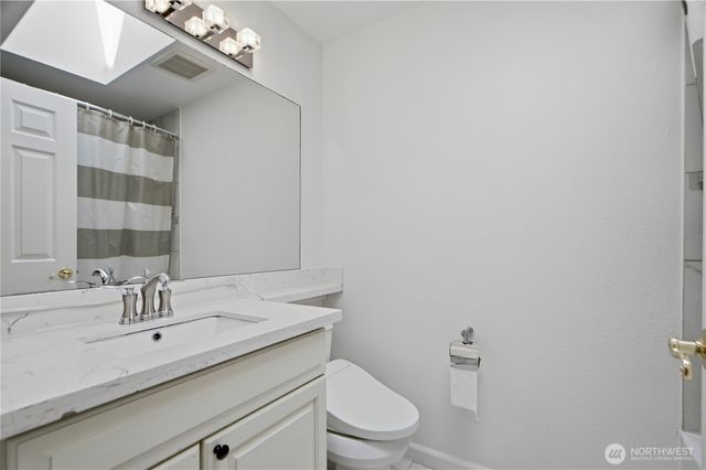 10606 NE 19th Place, Bellevue, WA 98004