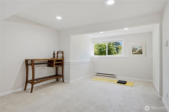 10606 NE 19th Place, Bellevue, WA 98004