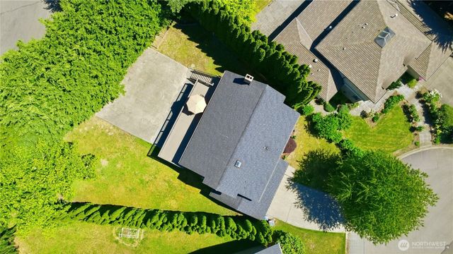 10606 NE 19th Place, Bellevue, WA 98004