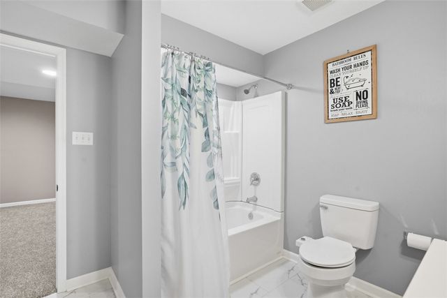 129 Olivia Avenue, Adams Twp, PA 16046