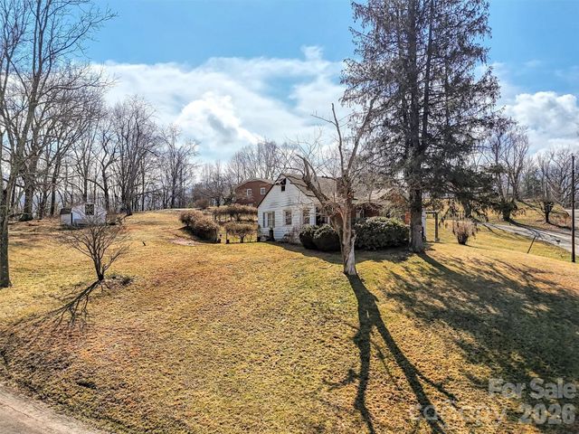 301 Mulberry Street, Clyde, NC 28721