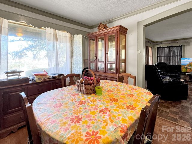 301 Mulberry Street, Clyde, NC 28721