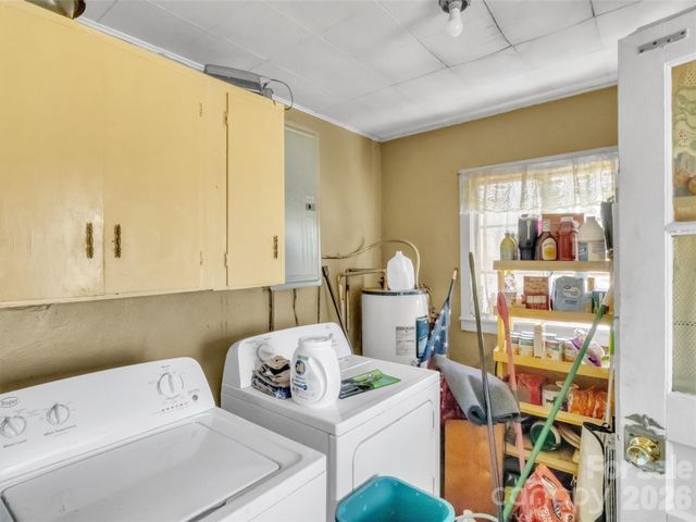 301 Mulberry Street, Clyde, NC 28721