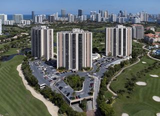 20335 W Country Club Drive 1704, Aventura, FL 33180