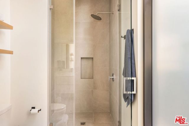 4118 Wade Street, Los Angeles, CA 90066