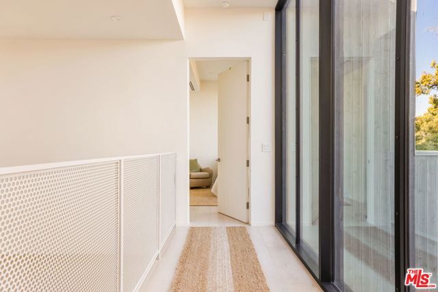 4118 Wade Street, Los Angeles, CA 90066