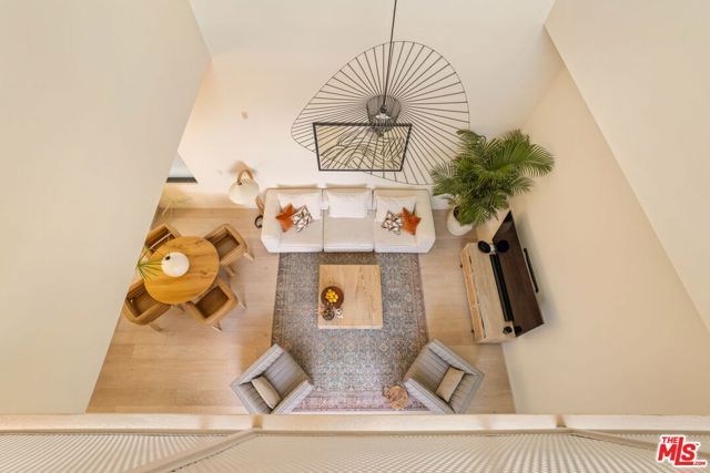 4118 Wade Street, Los Angeles, CA 90066