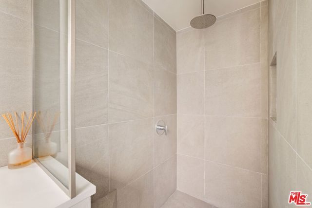 4118 Wade Street, Los Angeles, CA 90066