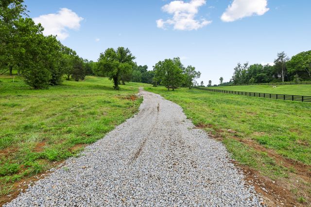 1196 Lula Ln, Franklin, TN 37064