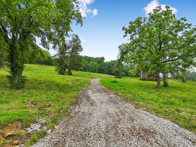 1196 Lula Ln, Franklin, TN 37064