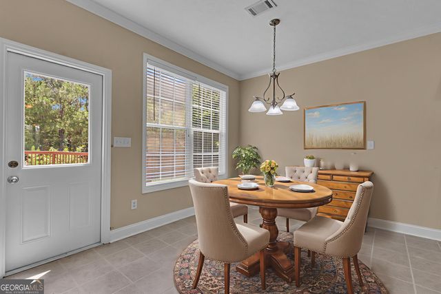 102 Plantation Court, Lagrange, GA 30240