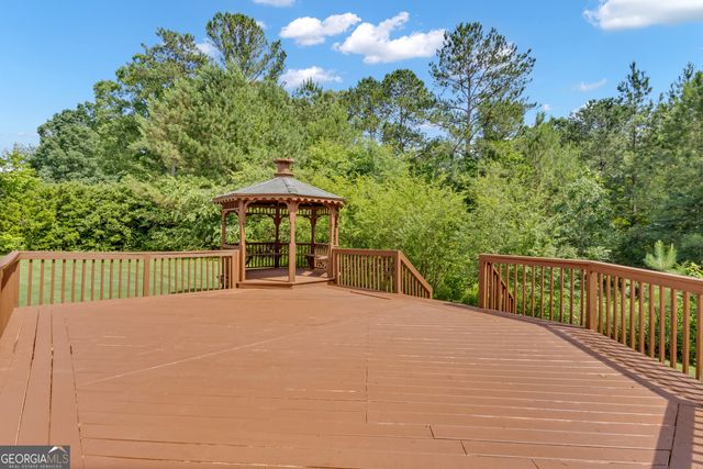 102 Plantation Court, Lagrange, GA 30240