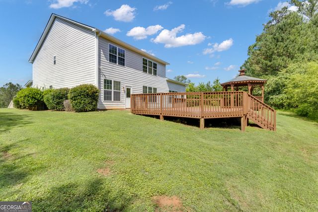102 Plantation Court, Lagrange, GA 30240
