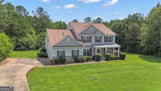 102 Plantation Court, Lagrange, GA 30240