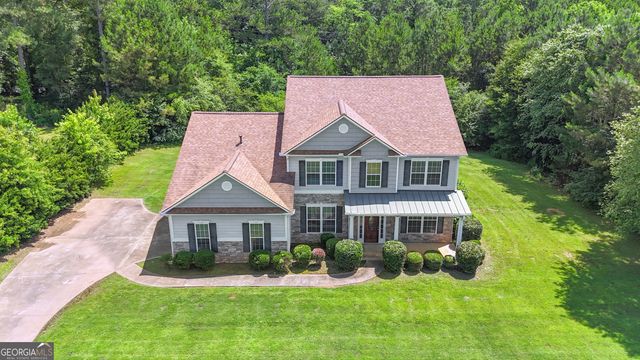 102 Plantation Court, Lagrange, GA 30240