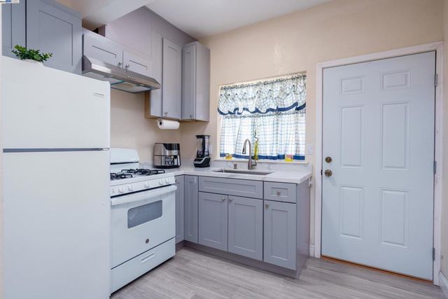 7691 Church Street B, Gilroy, CA 95020