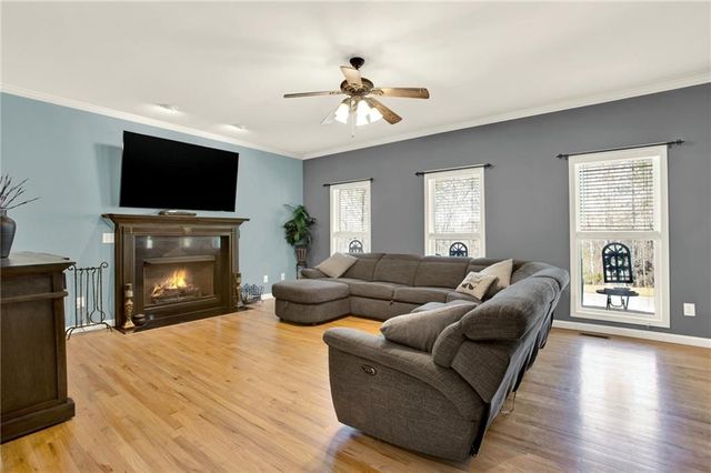 114 Hardwood Lane, Canton, GA 30115