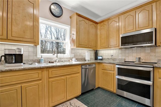 114 Hardwood Lane, Canton, GA 30115
