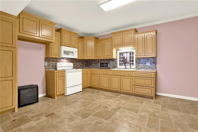 114 Hardwood Lane, Canton, GA 30115