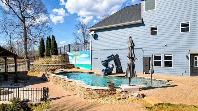 114 Hardwood Lane, Canton, GA 30115