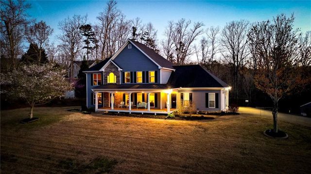 114 Hardwood Lane, Canton, GA 30115