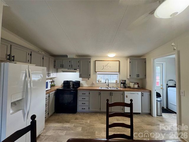 3422 Edwards Road, Wingate, NC 28174