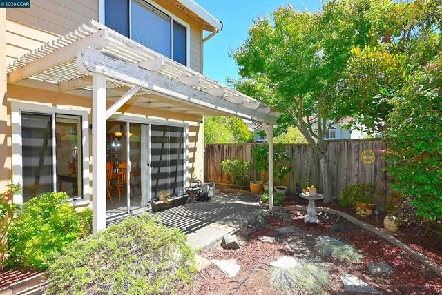 6670 Edgewood Way, Castro Valley, CA 94552