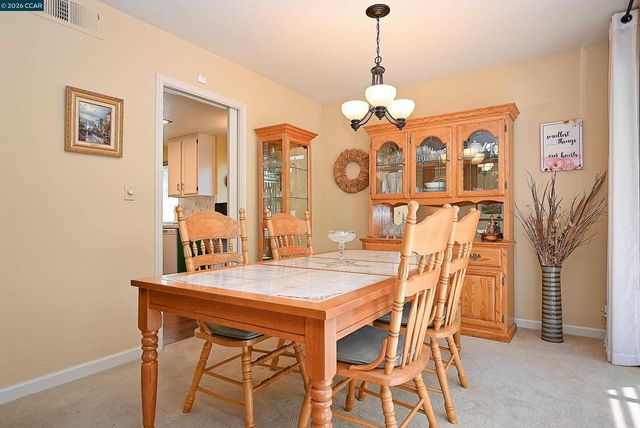 6670 Edgewood Way, Castro Valley, CA 94552