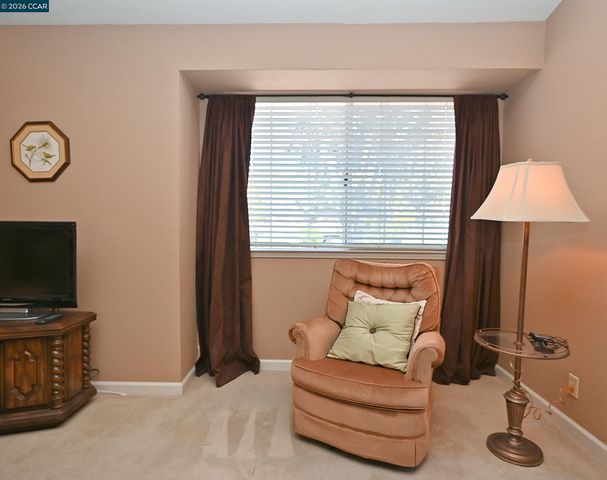 6670 Edgewood Way, Castro Valley, CA 94552