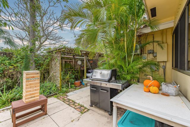 420 NE 36th Street, Boca Raton, FL 33431