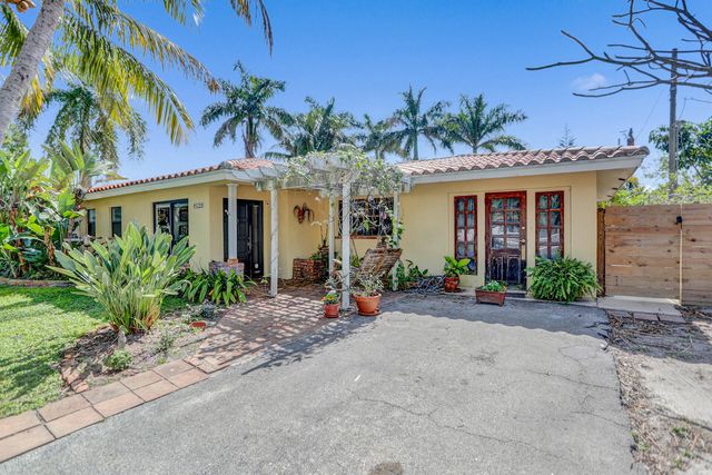 420 NE 36th Street, Boca Raton, FL 33431